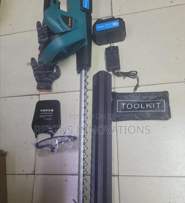 Cordless Hedge Trimmer