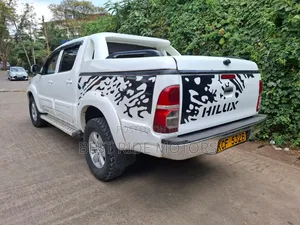 Toyota Hilux 3.0 D-4D Double Cab 2008 White