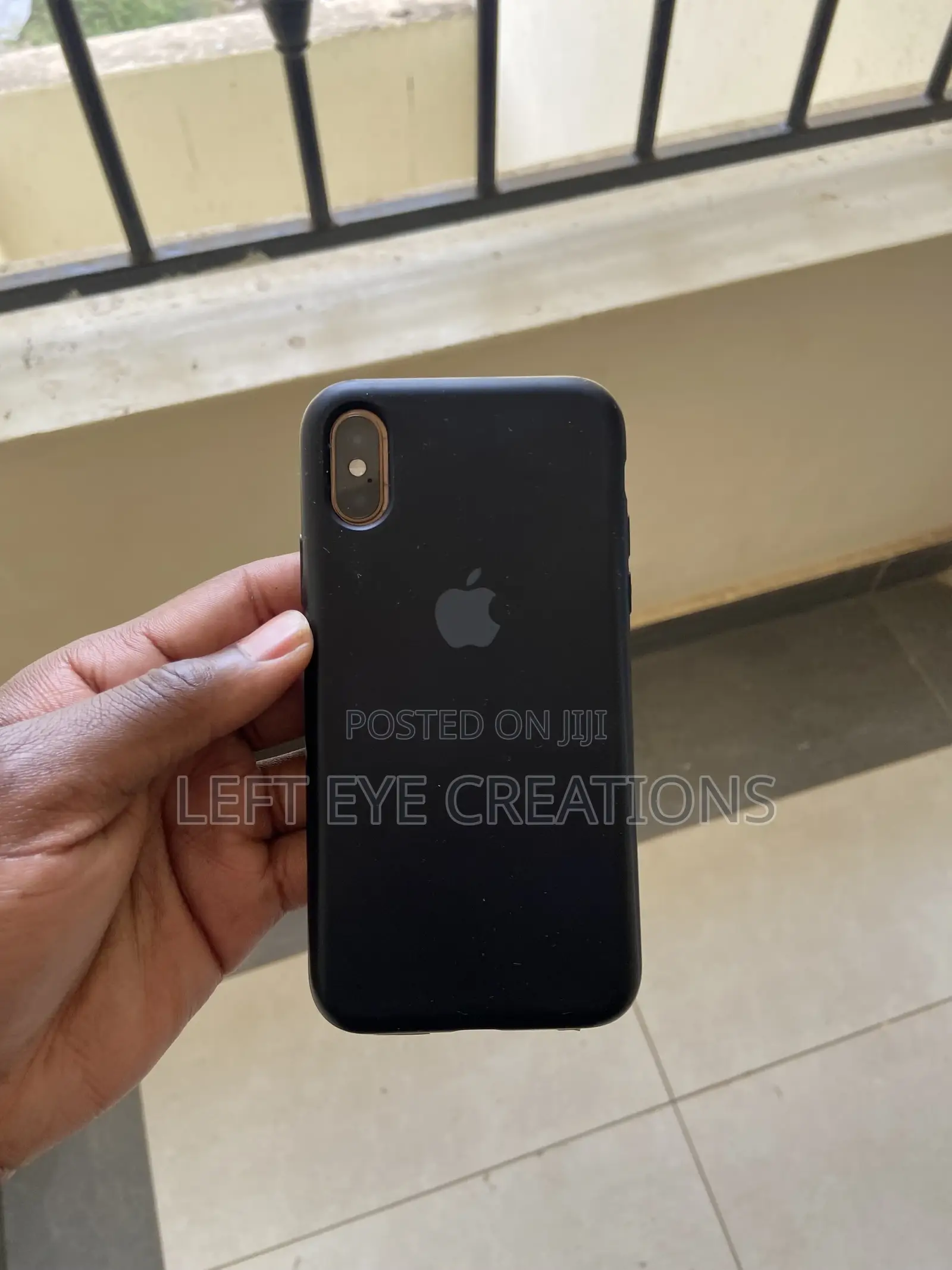 Apple iPhone XS 64 GB Gold