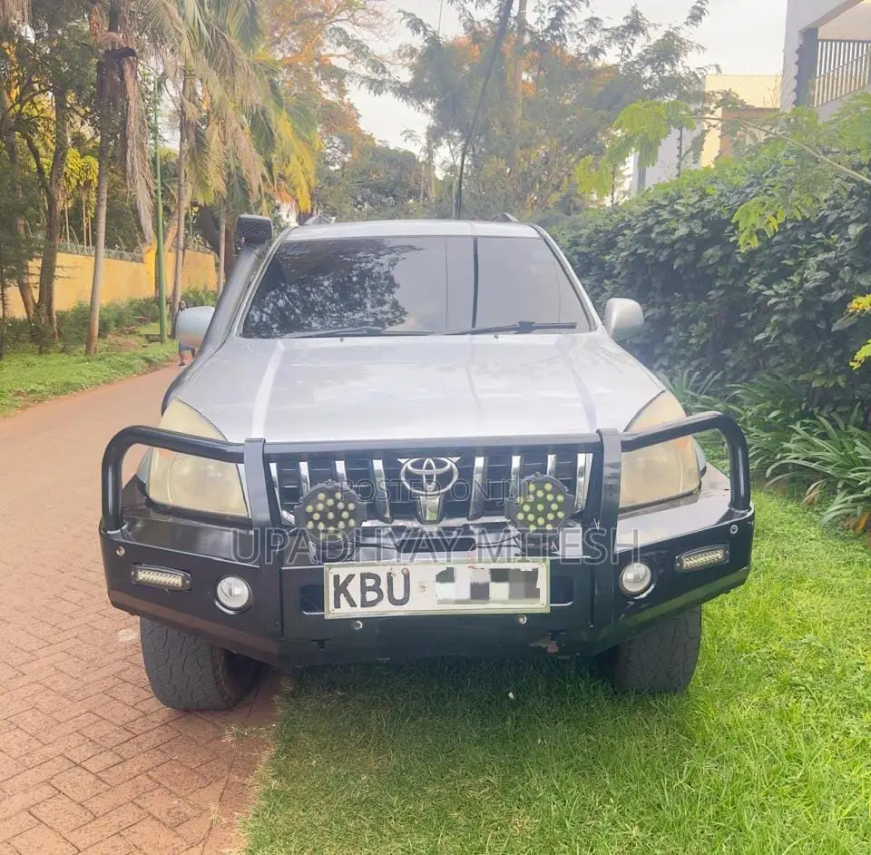 Toyota Land Cruiser Prado 2007 Gray