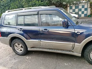 Mitsubishi Pajero 2003 Blue