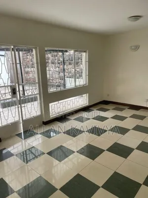 3bdrm Mansion in Parklands/Highridge for sale