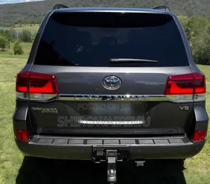 Toyota Land Cruiser 2021 Gray