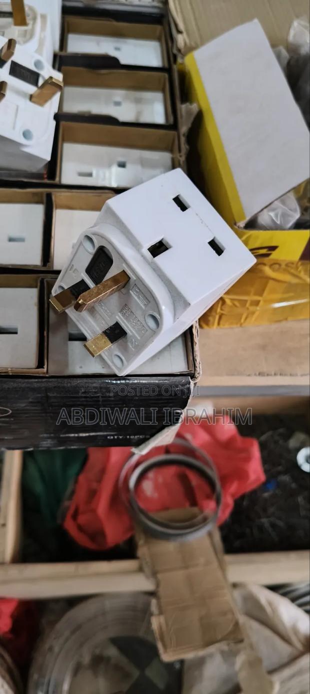 Townlink Hardware - thumbnail 3