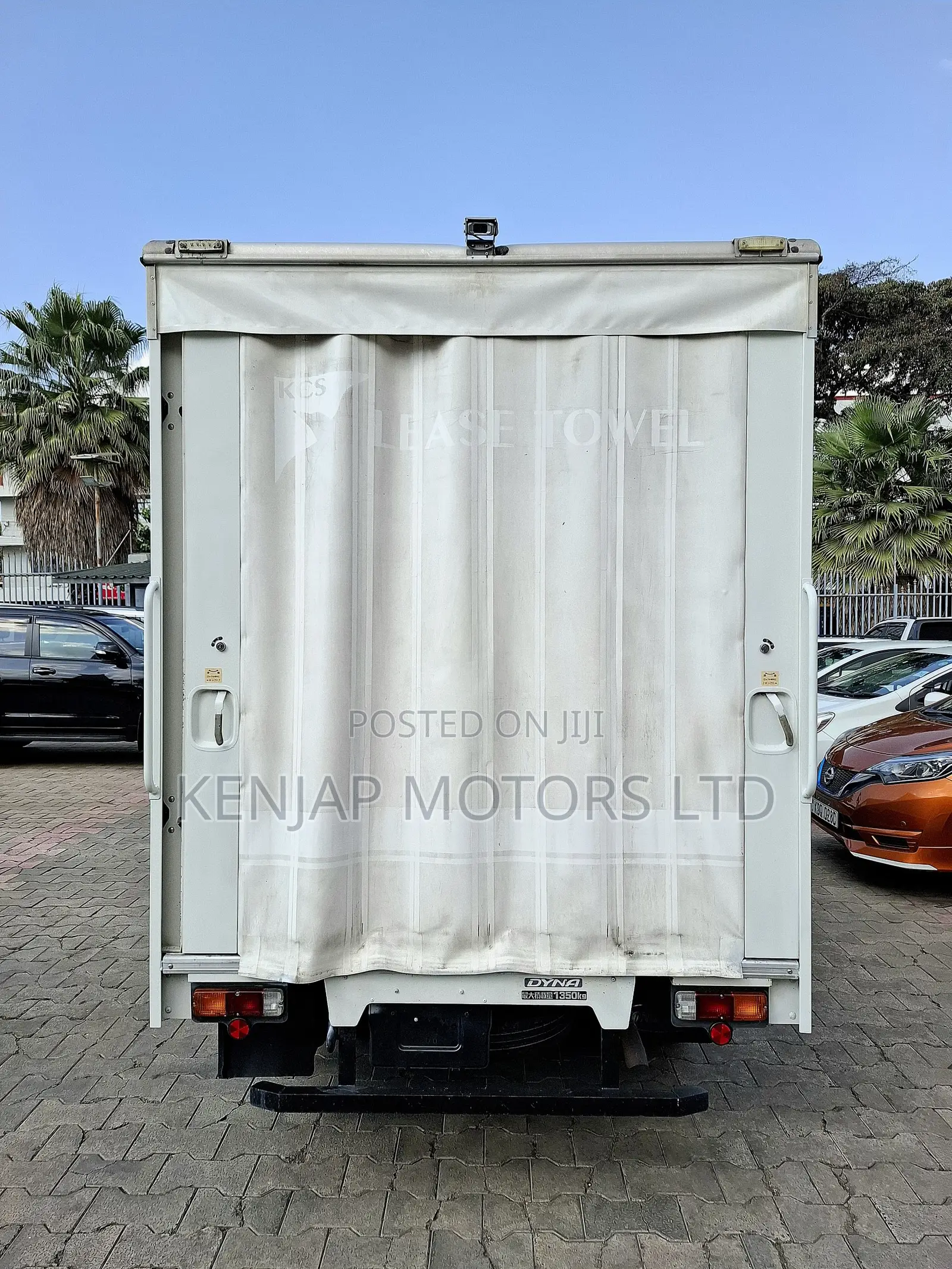 Toyota Dyna 2019 White
