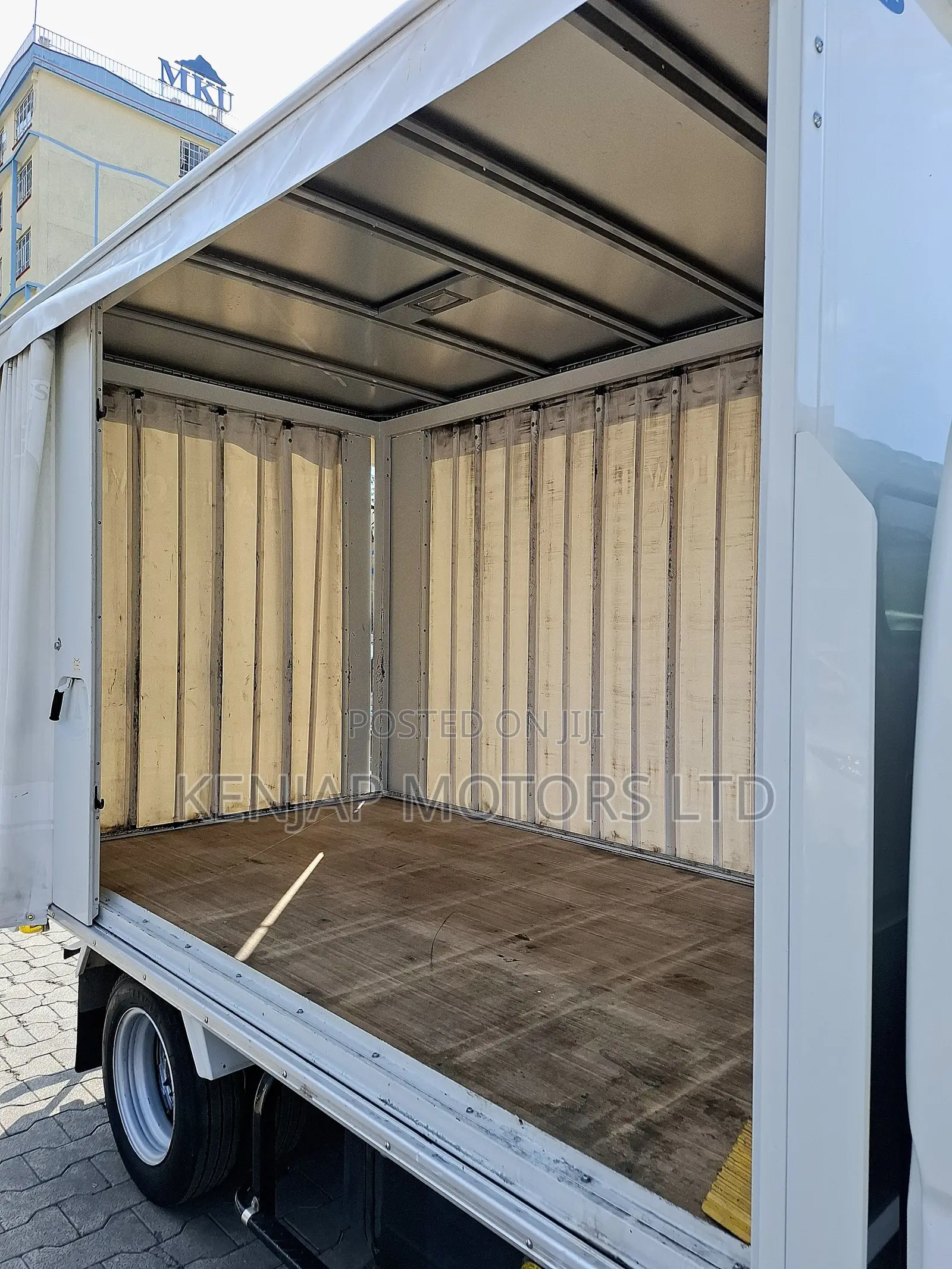 Toyota Dyna 2019 White