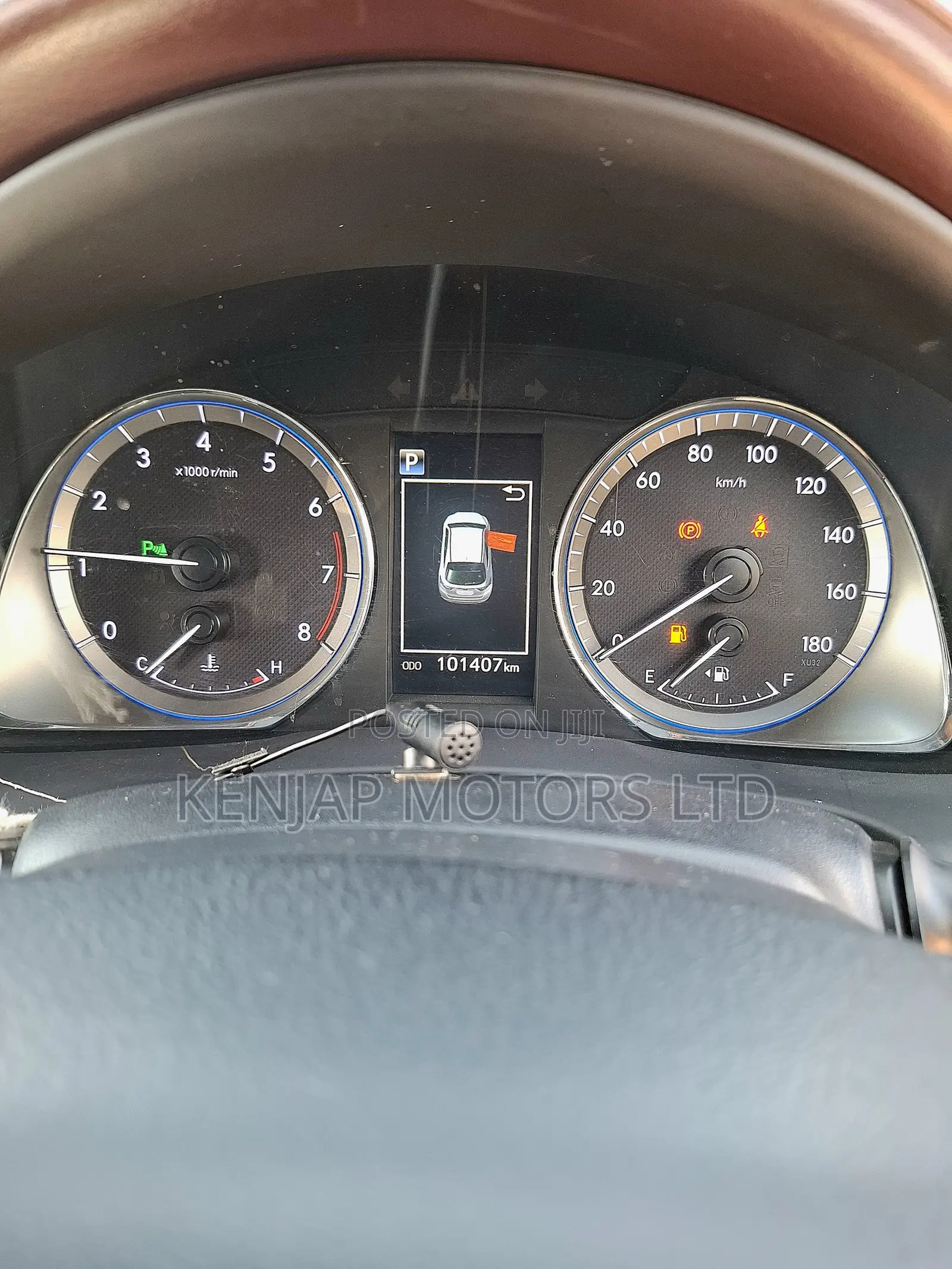 Toyota Harrier 2.0 2019 White