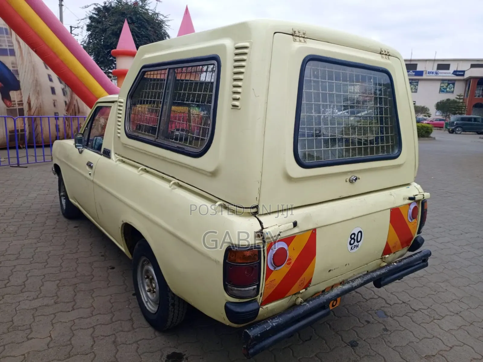 Datsun 1200 1973 Yellow