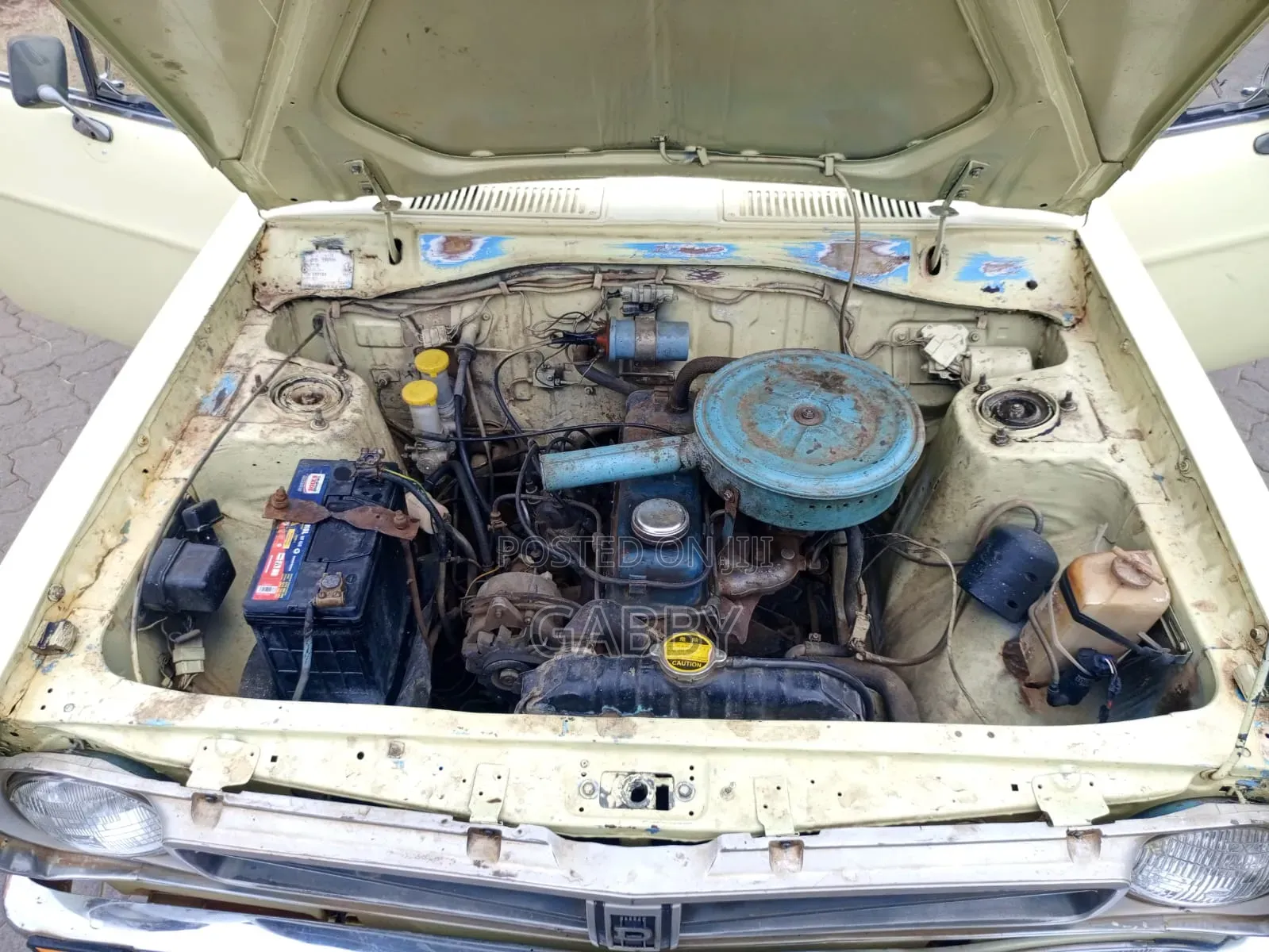 Datsun 1200 1973 Yellow