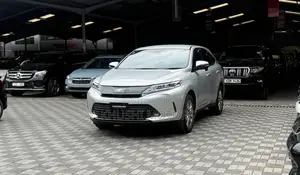 Toyota Harrier 2019 Silver