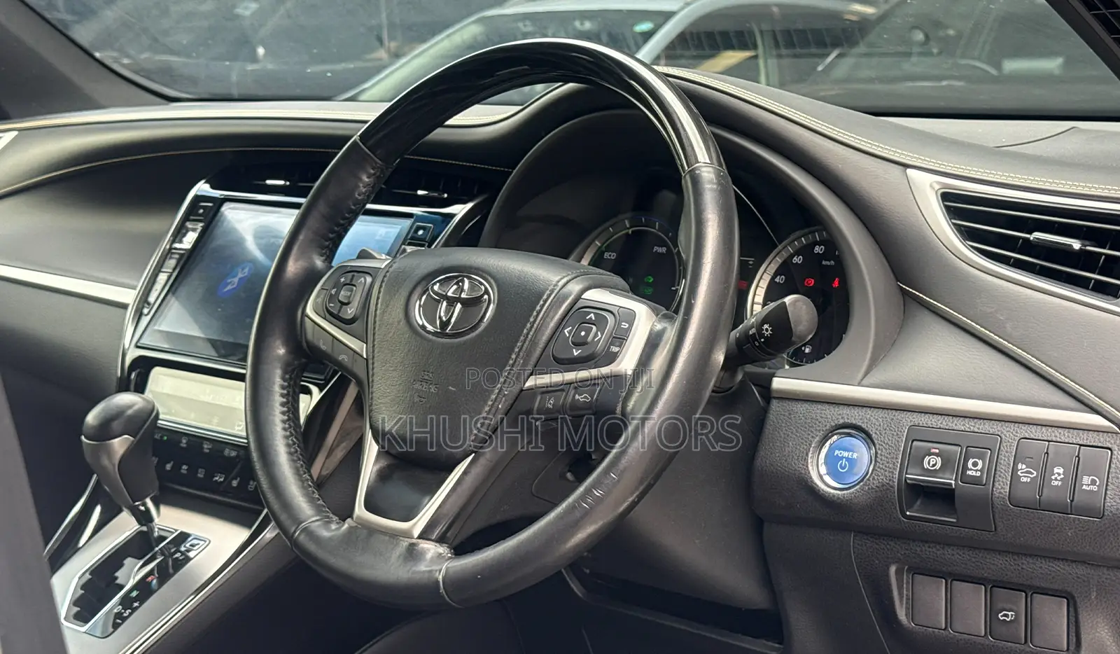 Toyota Harrier 2019 Silver