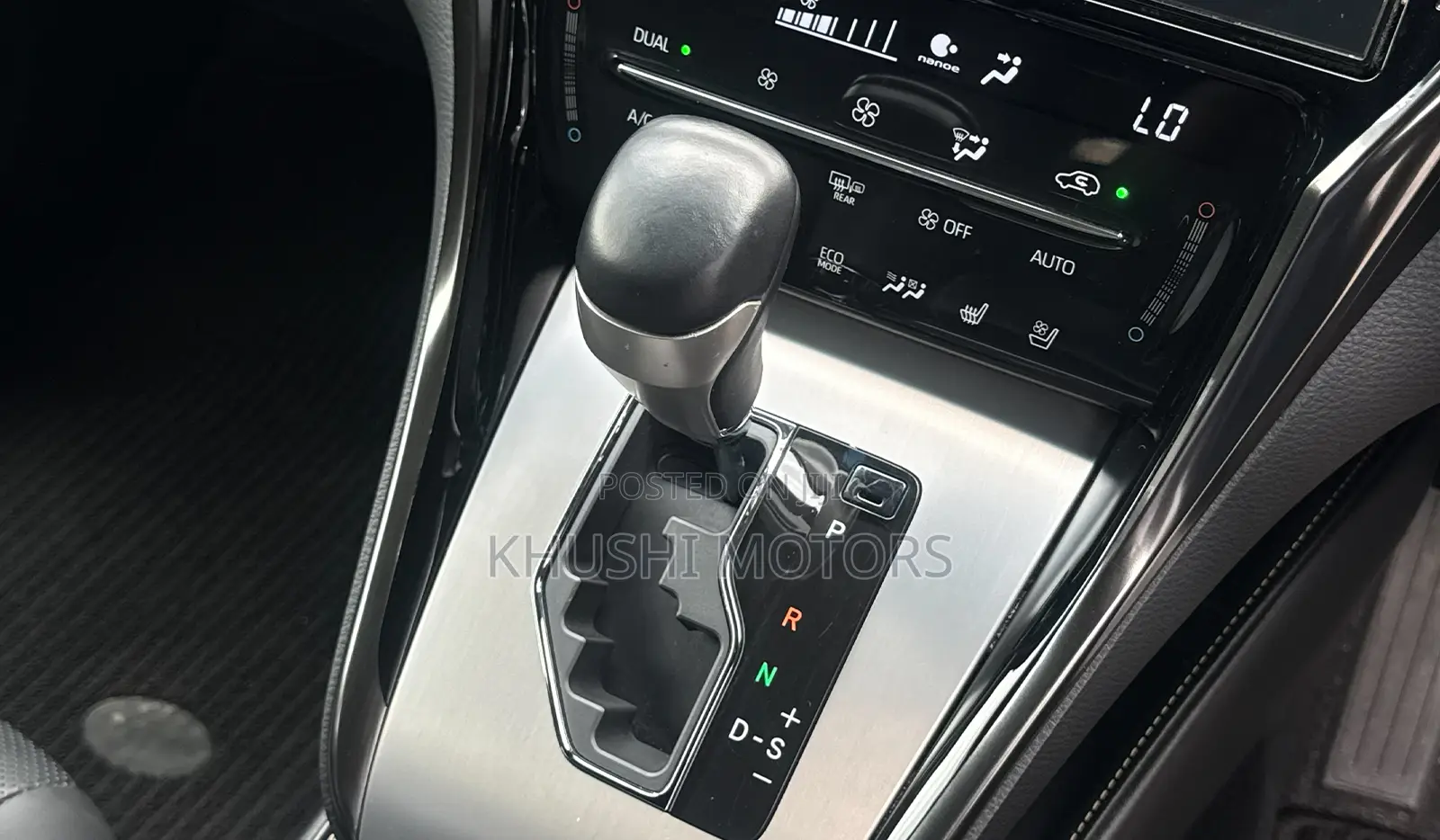 Toyota Harrier 2019 Silver
