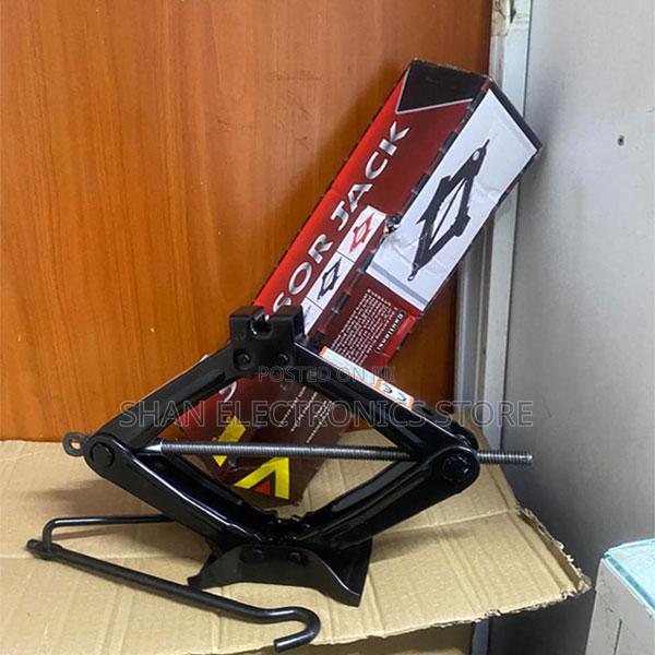 3 Ton Heavy Duty Scissor Car Jack Kit - Portable Tire Change Tool