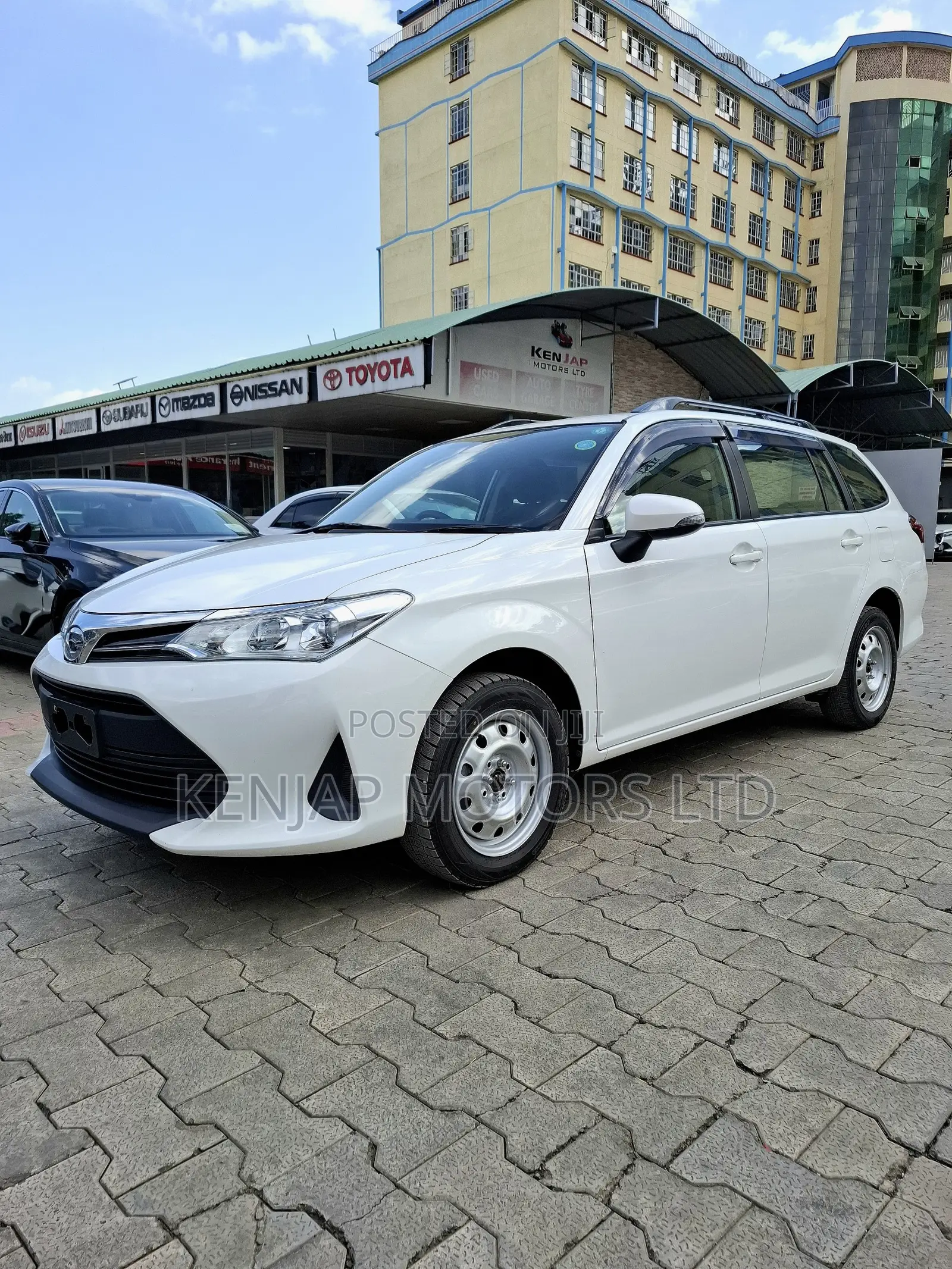 Toyota Corolla Fielder 2020 Pearl