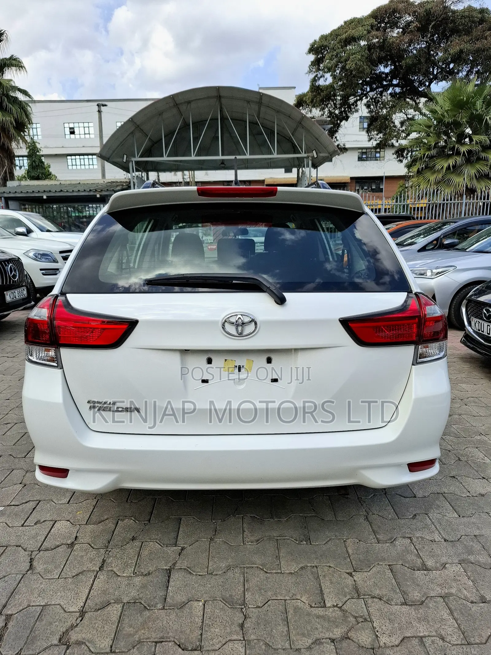 Toyota Corolla Fielder 2020 Pearl