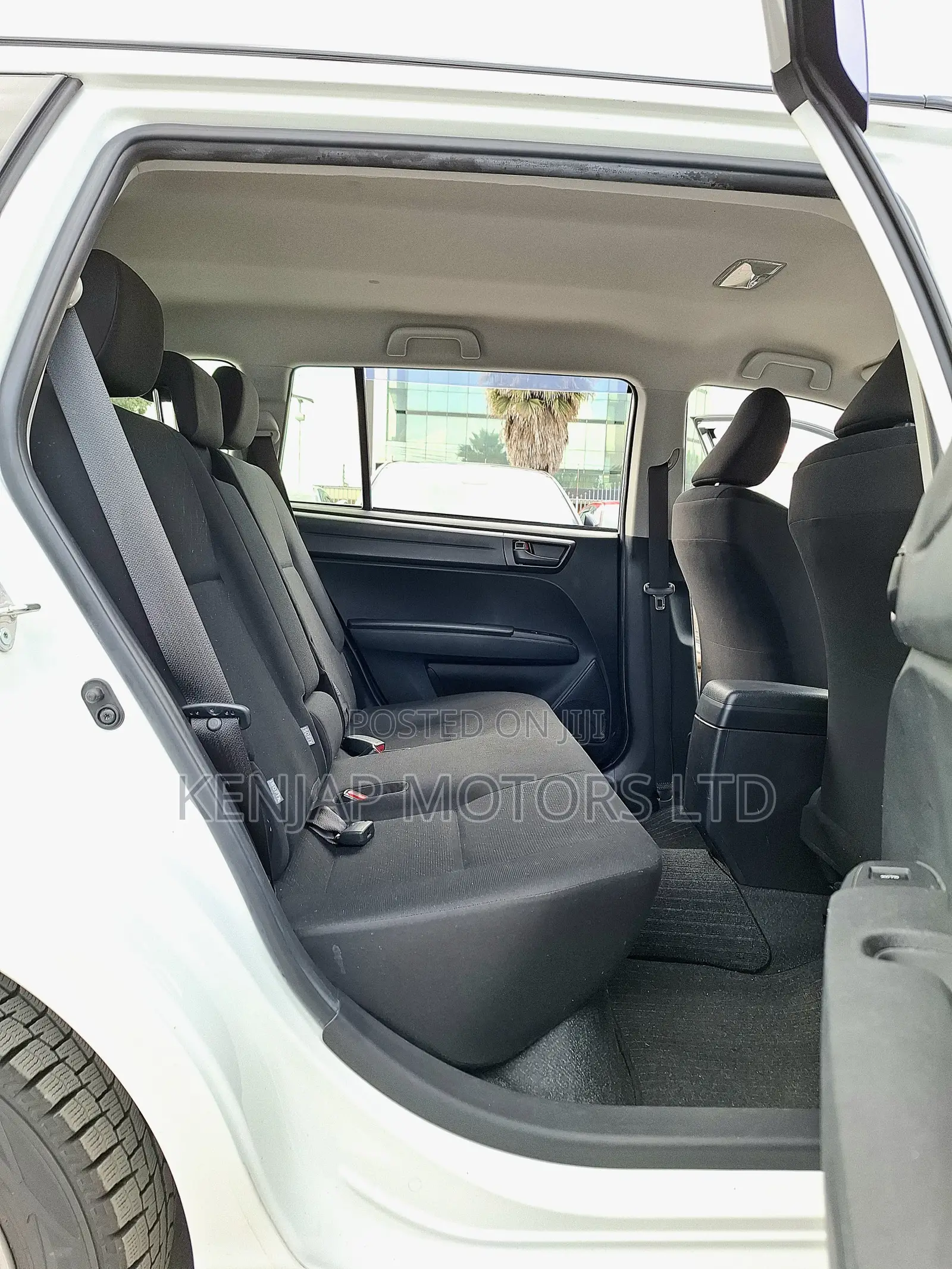 Toyota Corolla Fielder 2020 Pearl