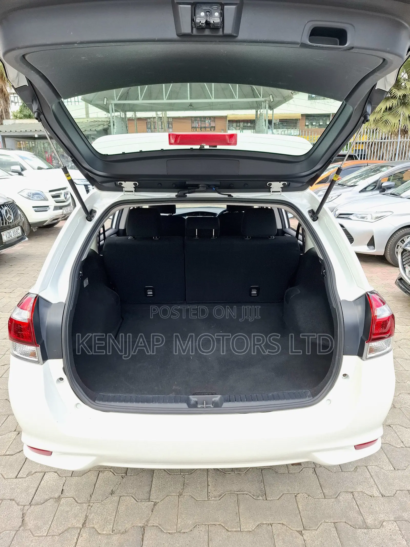 Toyota Corolla Fielder 2020 Pearl