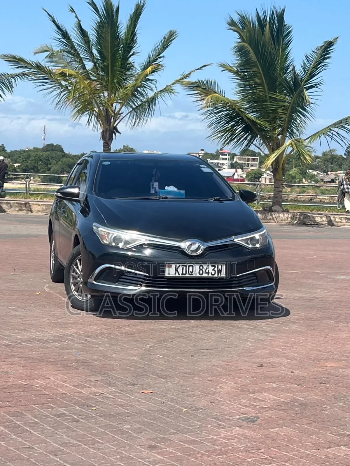 Toyota Auris 2016 Black
