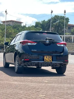 Toyota Auris 2016 Black