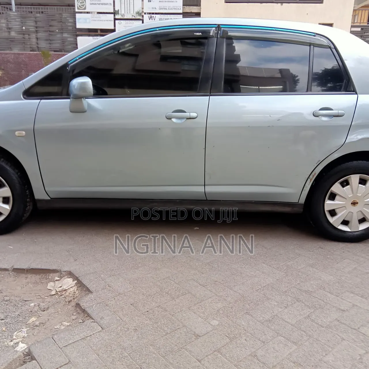 Nissan Tiida 2005 Blue