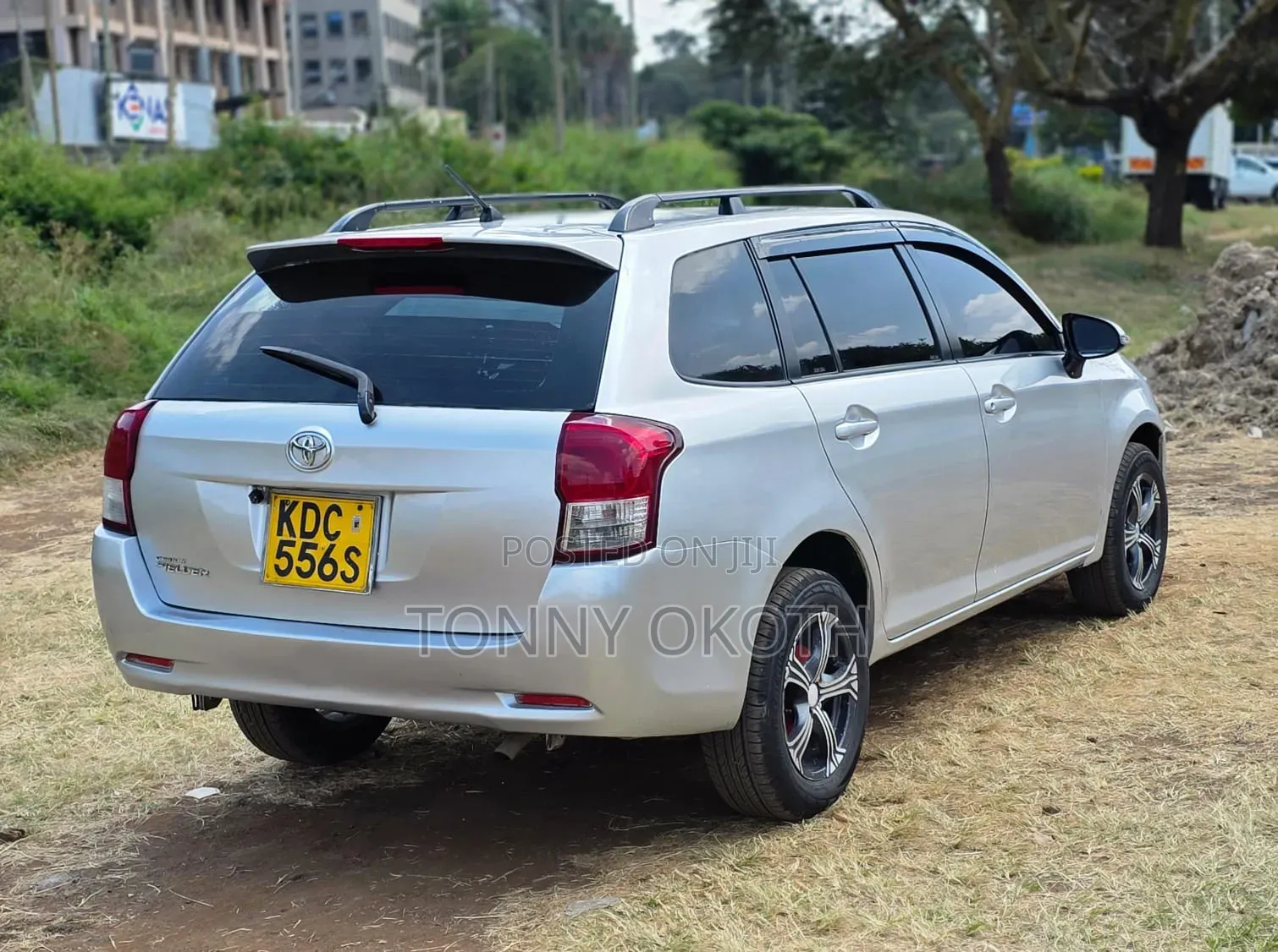 Toyota Corolla Fielder 2013 Silver