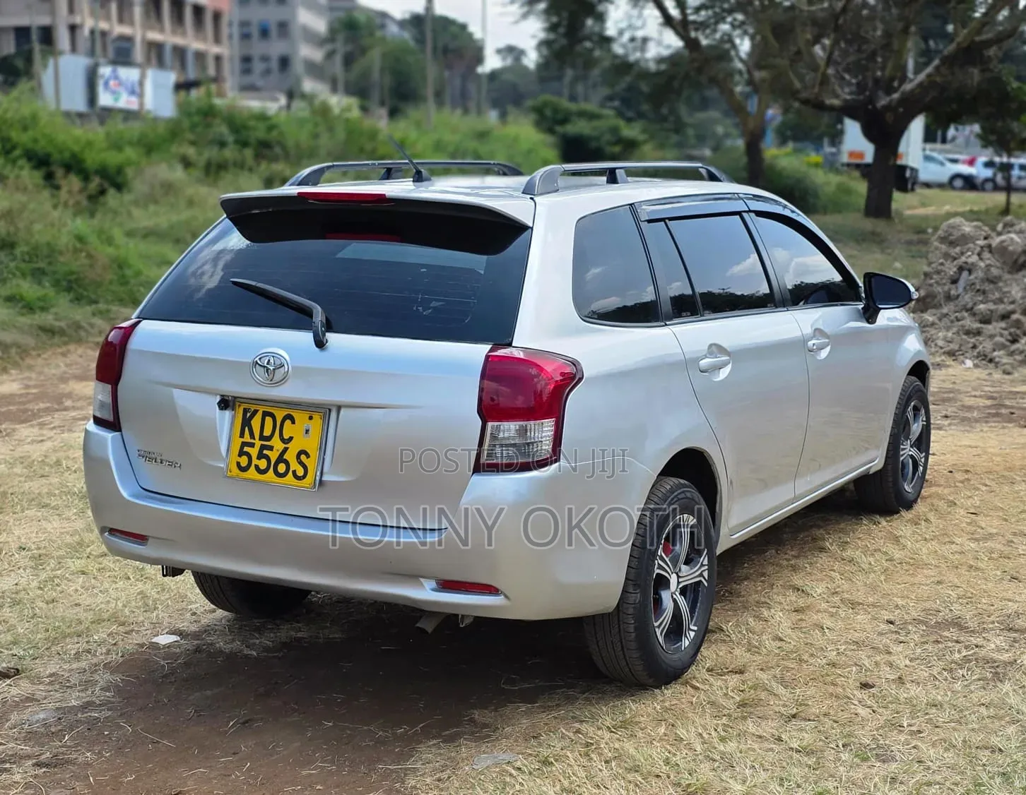 Toyota Corolla Fielder 2013 Silver