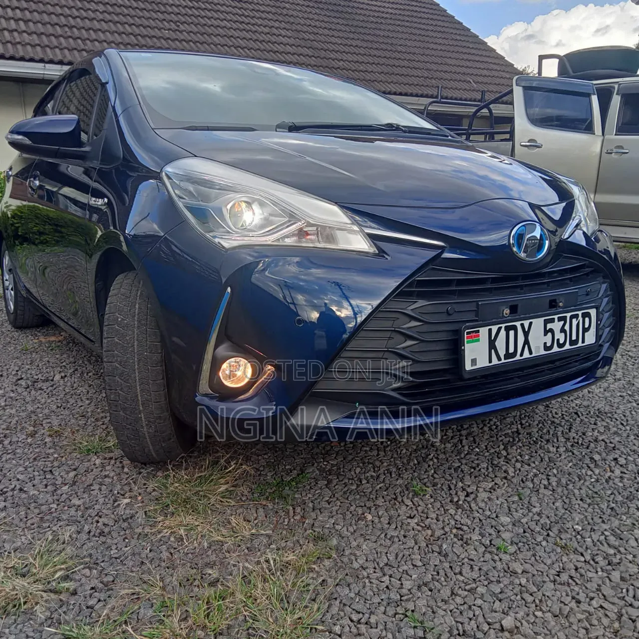 Toyota Vitz 2019 Blue