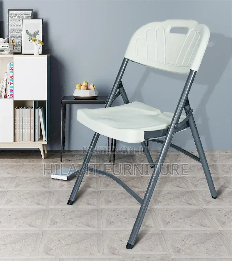 White Plastic Foldable Chair