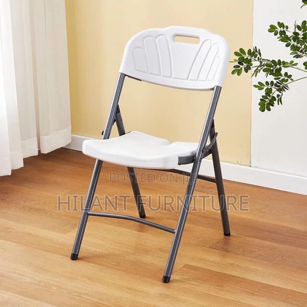 White Plastic Foldable Chair - thumbnail 2