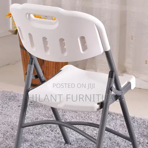 White Plastic Foldable Chair