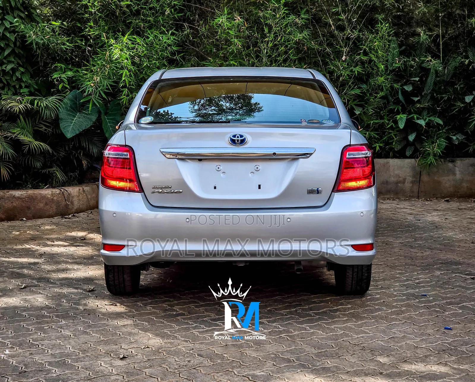 Toyota Axio 2019 Silver