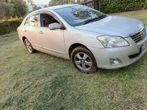 Toyota Premio 2015 Silver