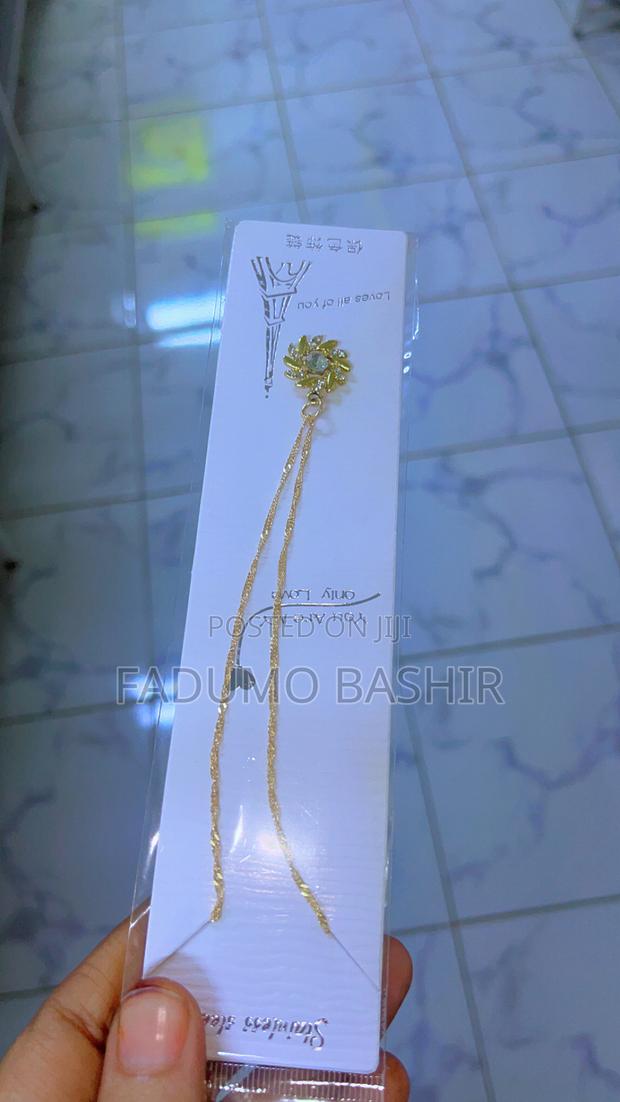 Beautiful Gold Flower Pendant Necklace⁠