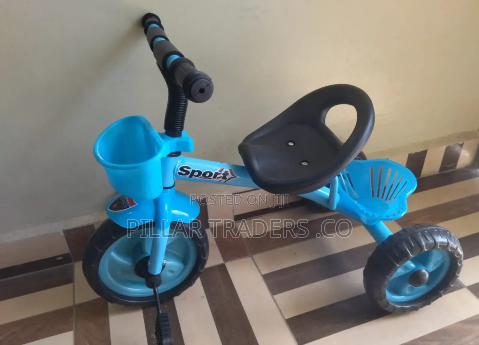 Kids Tricycle With Front Basket Rear Storage Basket