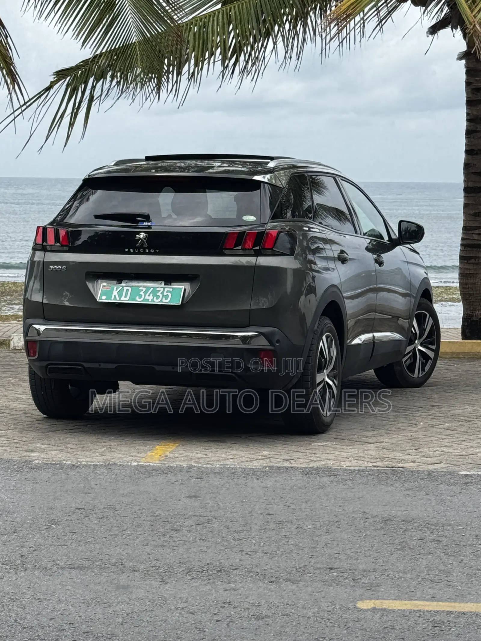 Peugeot 3008 2019 Green
