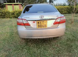 Toyota Premio 2015 Silver
