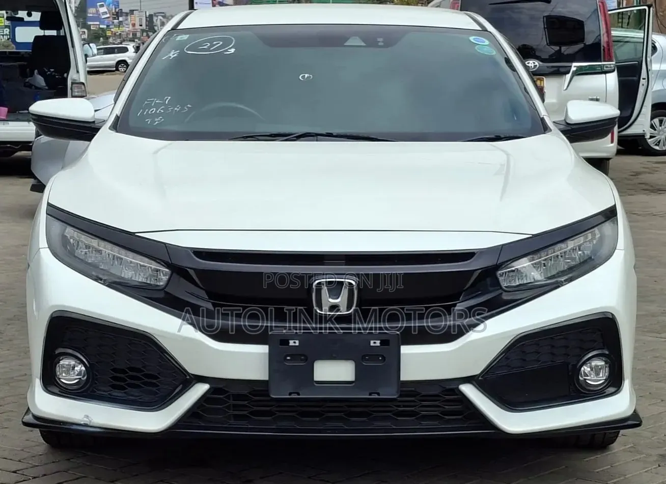Honda Civic 2019 White