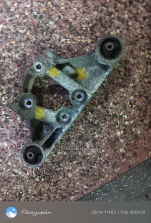 Toyota Noah 4wd Rear Diff Mountain
