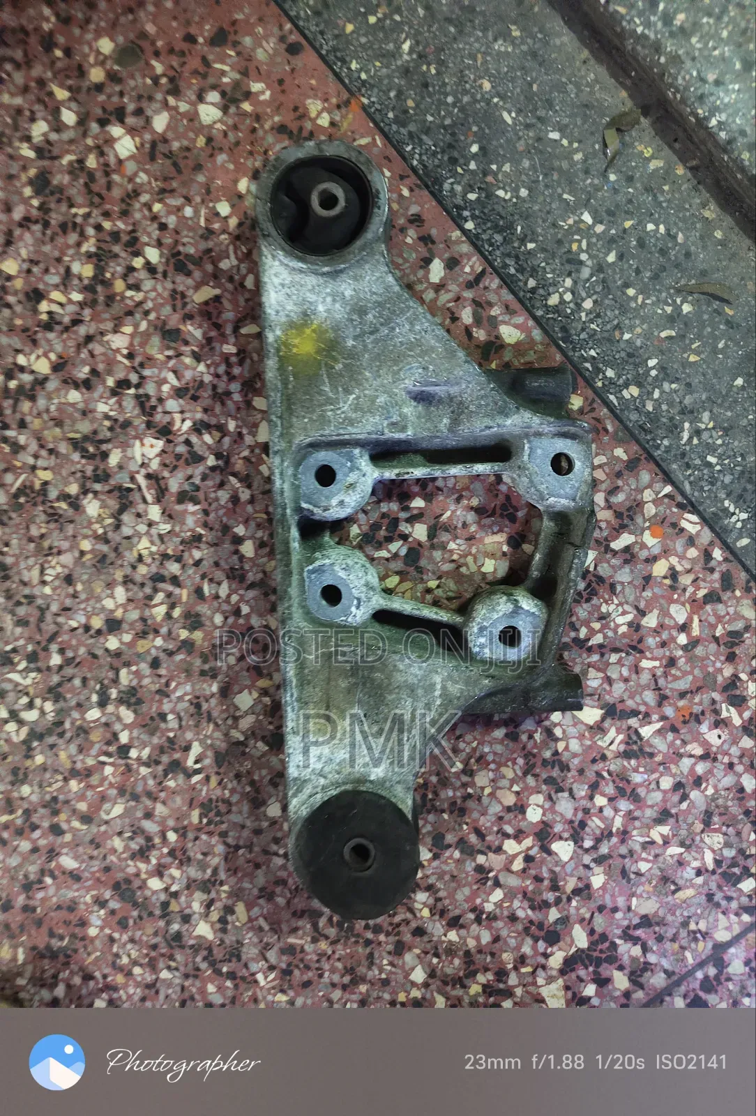 Toyota Voxy 4wd Rear Crossmember Mountain