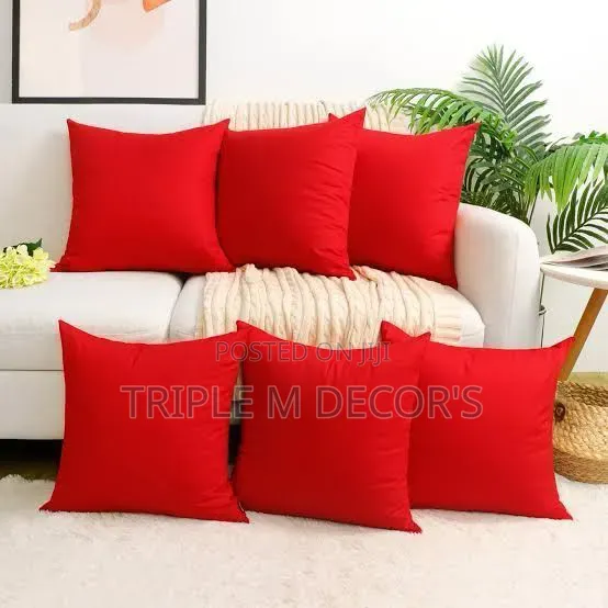 Quality Fabric Throws Pillows