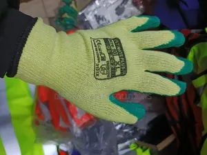 Diamond Groves/Diamond Grip/Antislip