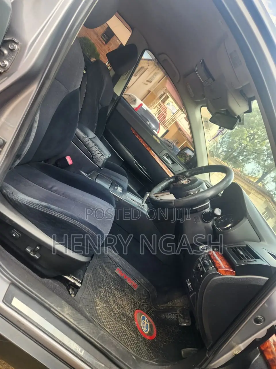 Subaru Outback 2010 Gray