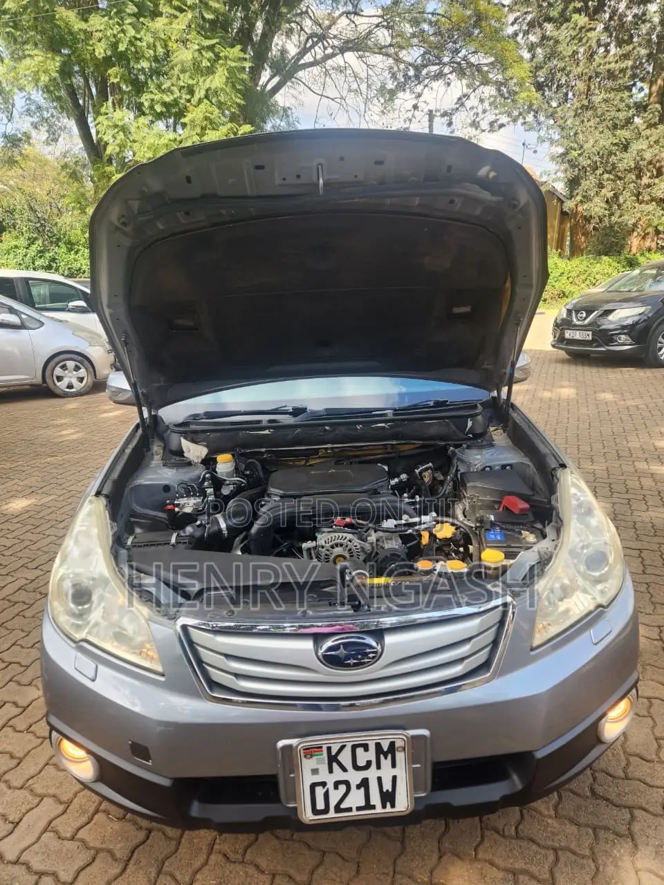 Subaru Outback 2010 Gray