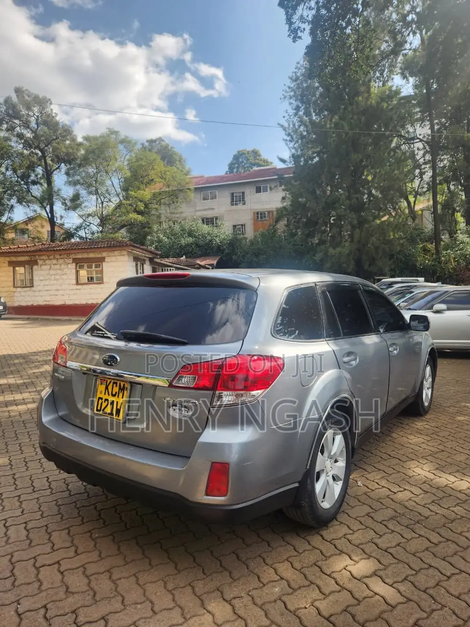 Subaru Outback 2010 Gray