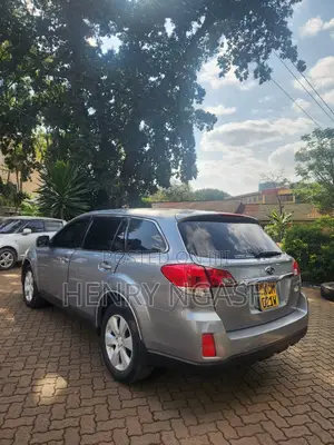 Subaru Outback 2010 Gray