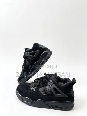 Air Jordan 4 Retro Black Cat