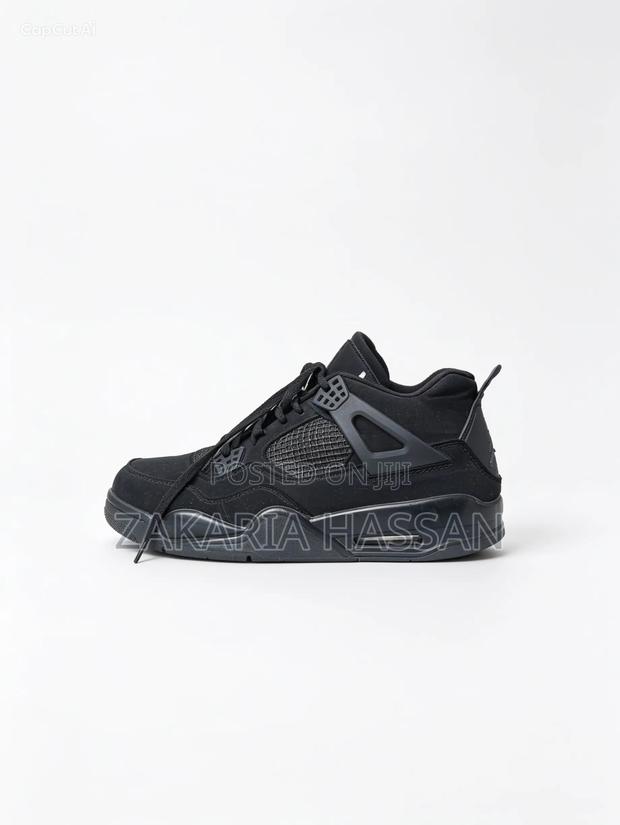 Air Jordan 4 Retro Black Cat