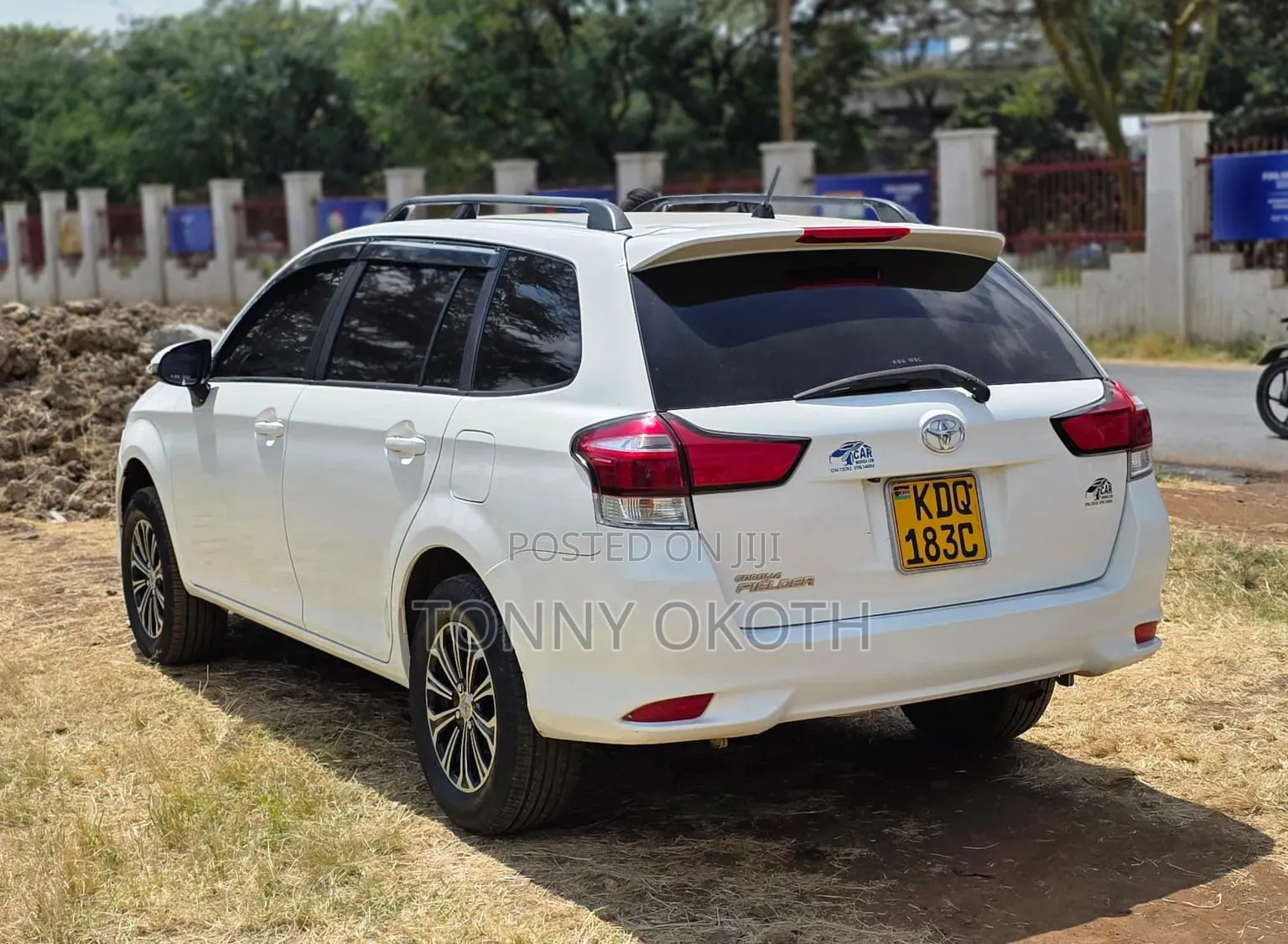 Toyota Corolla Fielder 2017 White