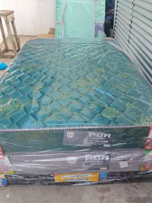 Jumbo Poa 4x6 8-Inch Quilted High Density Mattress