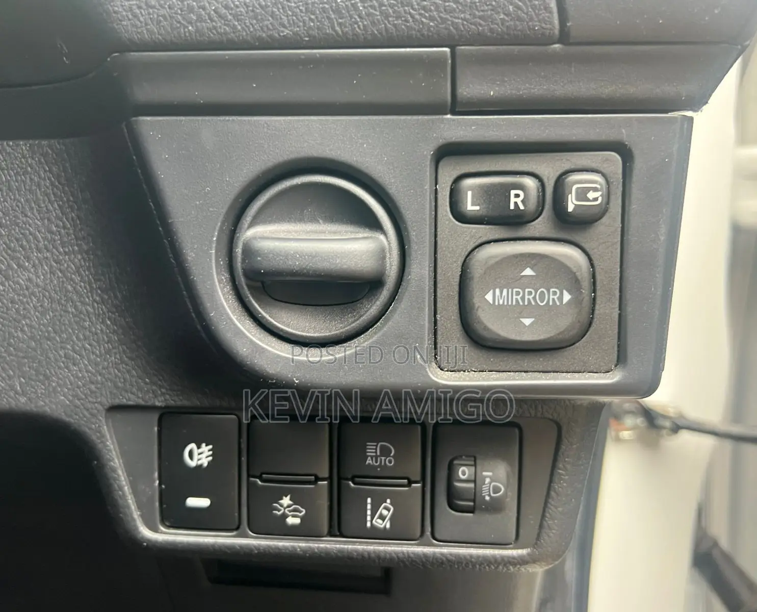 Toyota Corolla Fielder 2019 White